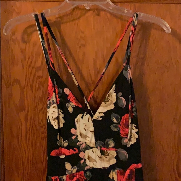 Windsor Dresses & Skirts - Black and red flora Windsor asymmetrical dress